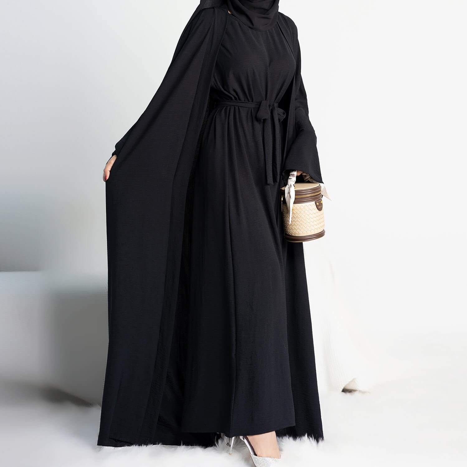 Tie Abaya