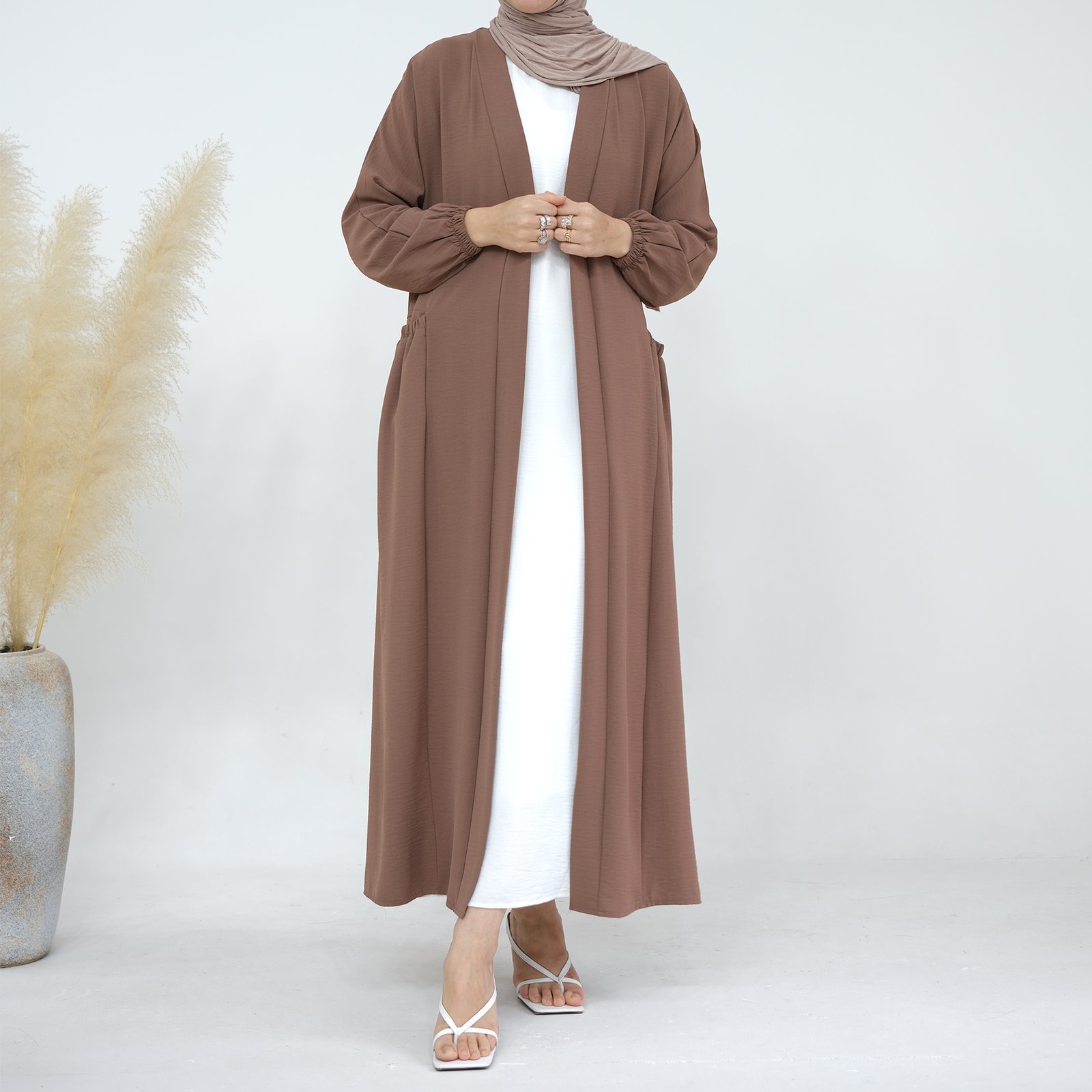 Aaara Abaya