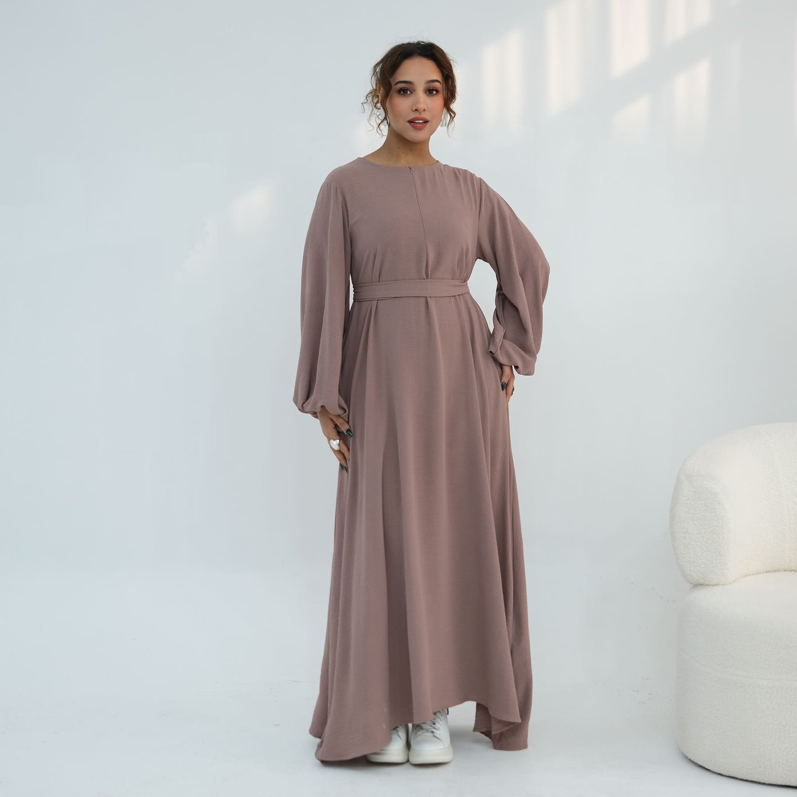 Nayla Belted Abaya